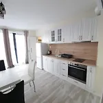 Apartment орех а30