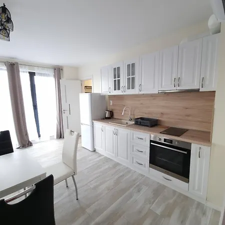 Apartamento орех а30